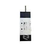 Air valve for HETO spacing fork