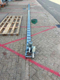 Conveyor belt with motor variator, complete with belt cover