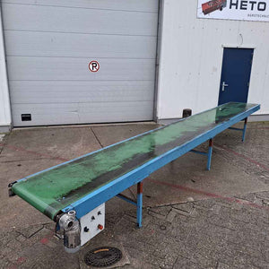 Conveyor belt on legs with speed control, 6120 x 600 mm, in good working condition