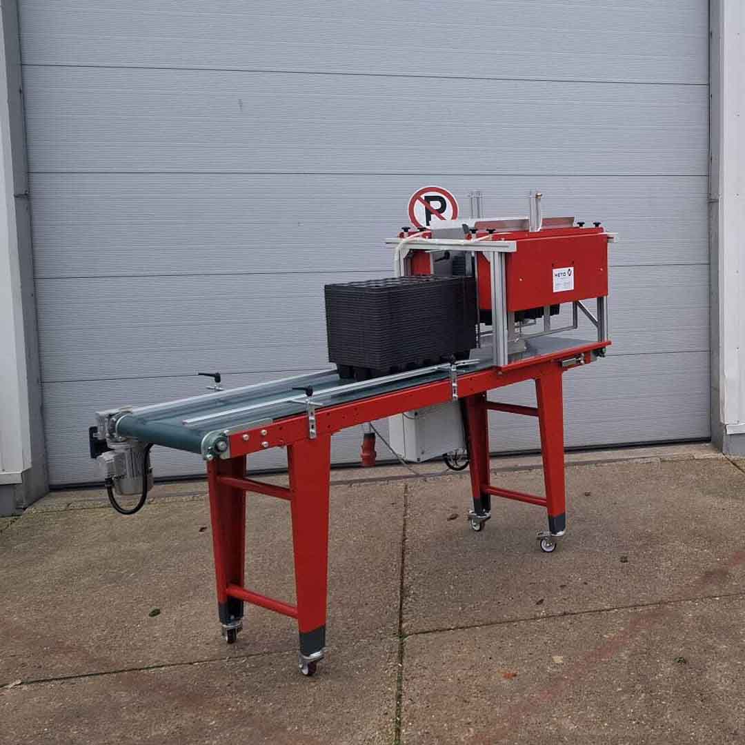 Universal Tray Destacker complete with infeed conveyor belt – Heto-agro.com